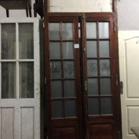 MUEBLES VARIOS Y SALDOS DE ARTICULOS ESCOLARES