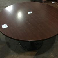 MUEBLES VARIOS Y SALDOS DE ARTICULOS ESCOLARES