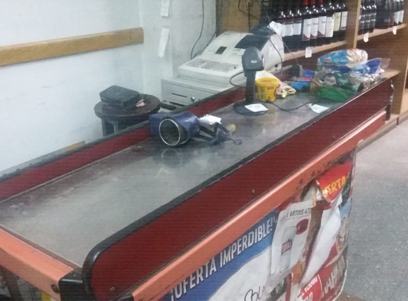 AUTOSERVICIO FIAMBRERÍA