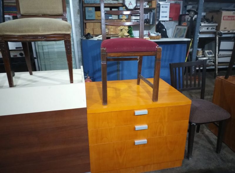 MUEBLES DE PRIMERISIMA CALIDAD