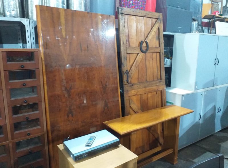 MUEBLES DE PRIMERISIMA CALIDAD