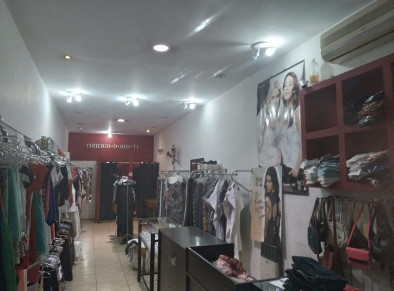 TIENDA DE ROPA