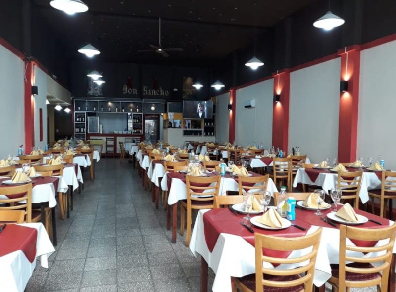 RESTAURANT PARRILLA  Y CATERING  EN MAR DE AJO