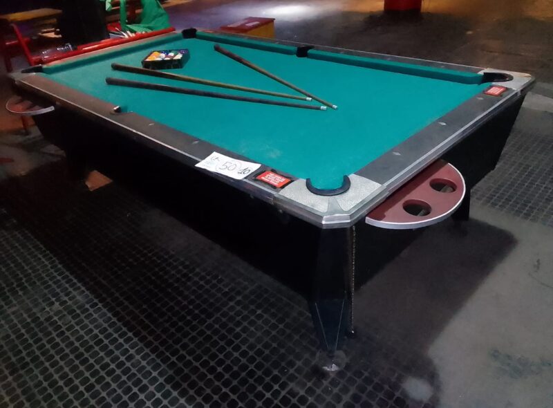 BAR DE JUEGOS