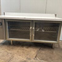 IMPORTADORA DESARROLLADORA DE LOCALES GASTRONÓMICOS DE PRIMERA LÍNEA PARA EXIGENTES TODO NUEVO A ESTRENAR