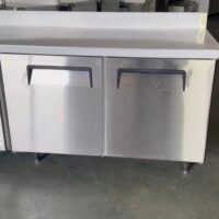 IMPORTADORA DESARROLLADORA DE LOCALES GASTRONÓMICOS DE PRIMERA LÍNEA PARA EXIGENTES TODO NUEVO A ESTRENAR