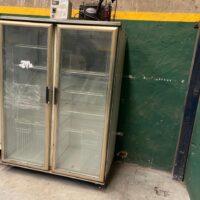 IMPORTADORA DESARROLLADORA DE LOCALES GASTRONÓMICOS DE PRIMERA LÍNEA PARA EXIGENTES TODO NUEVO A ESTRENAR