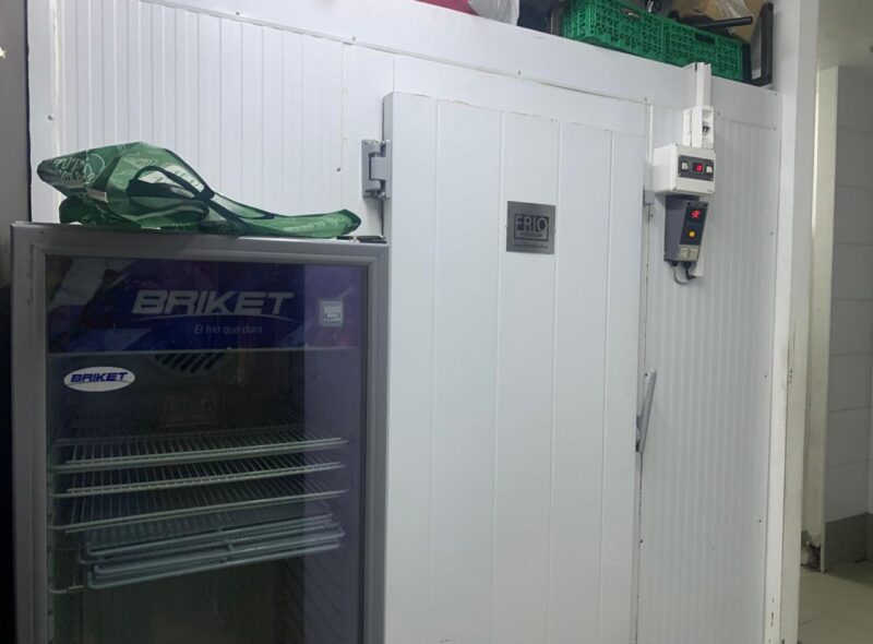 FAST FOOD RECONOCIDA CADENA EL CDLM