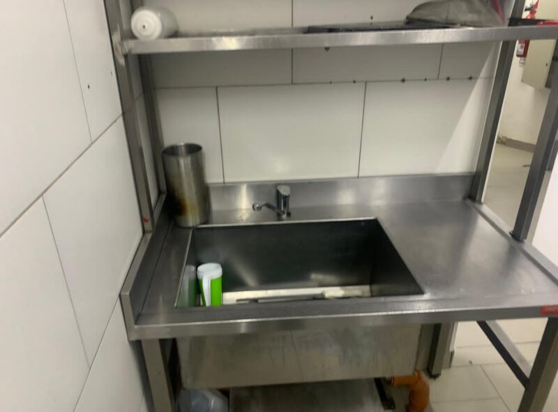 FAST FOOD RECONOCIDA CADENA EL CDLM