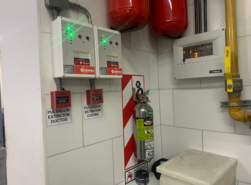 FAST FOOD RECONOCIDA CADENA EL CDLM