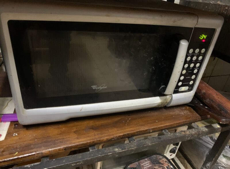 PASTELERIA CAFÉ COMIDAS