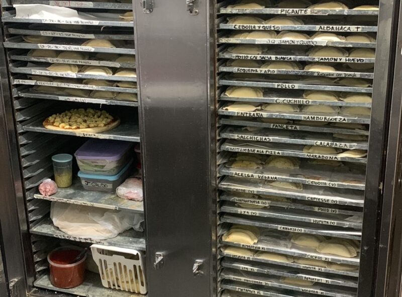 CASA DE EMPANADAS PIZZA Y HELADOS