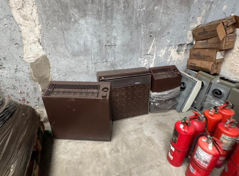 ELECTRÓNICA Y ARTÍCULOS VARIOS