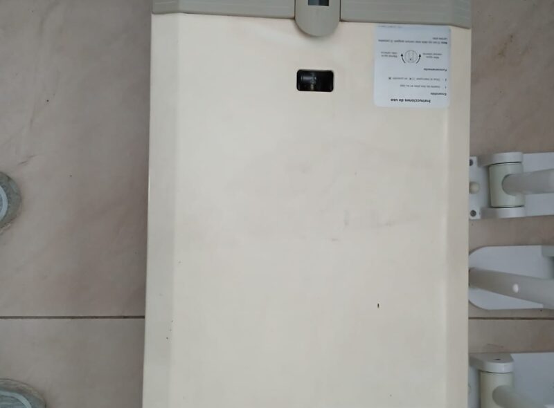 MOBILIARIO DE DEPARTAMENTO ELECTRODOMÉSTICOS Y ARTÍCULOS VARIOS