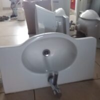 MOBILIARIO DE DEPARTAMENTO ELECTRODOMÉSTICOS Y ARTÍCULOS VARIOS