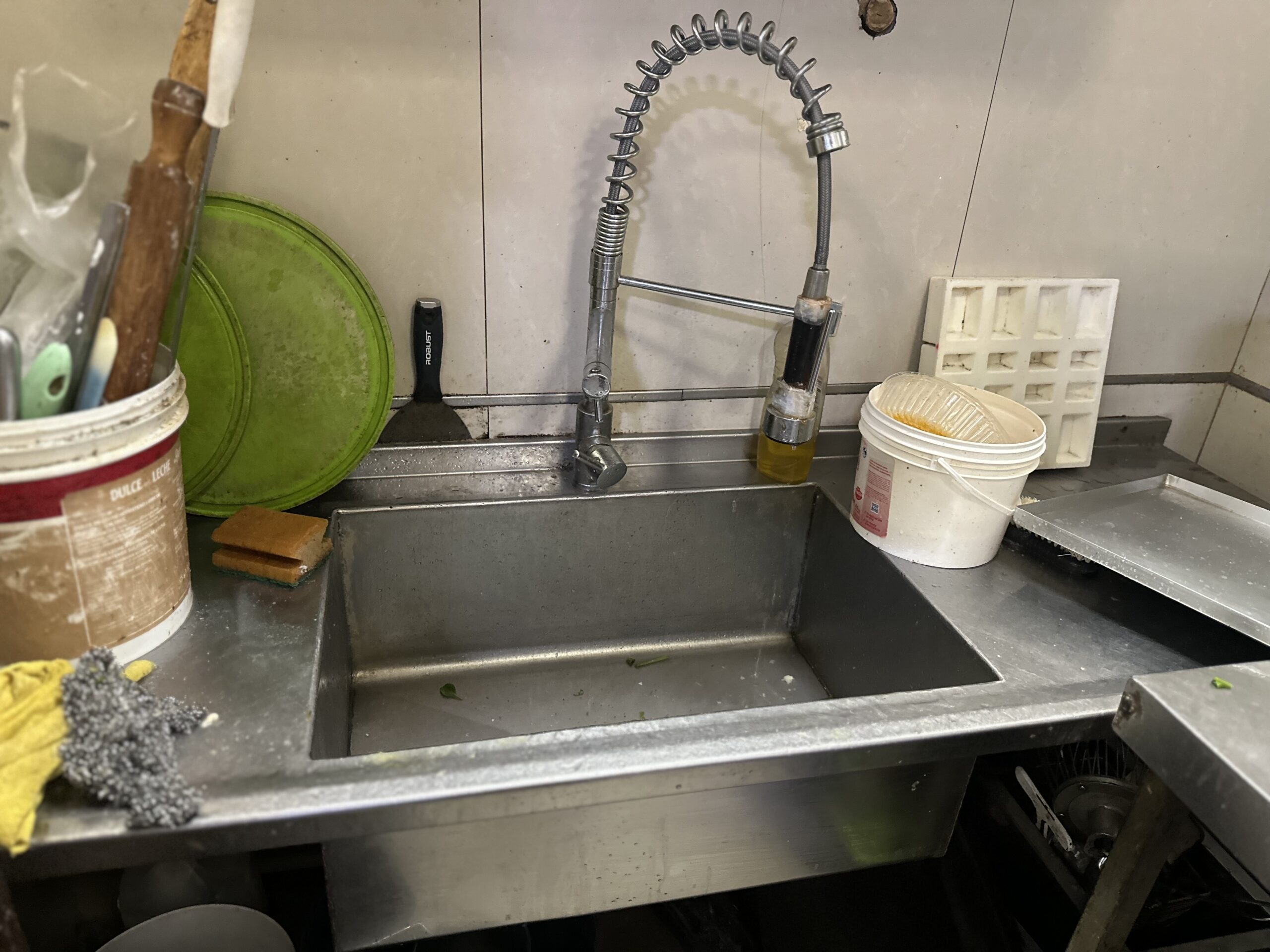 CASA DE EMPANADAS PIZZA PASTELERIA