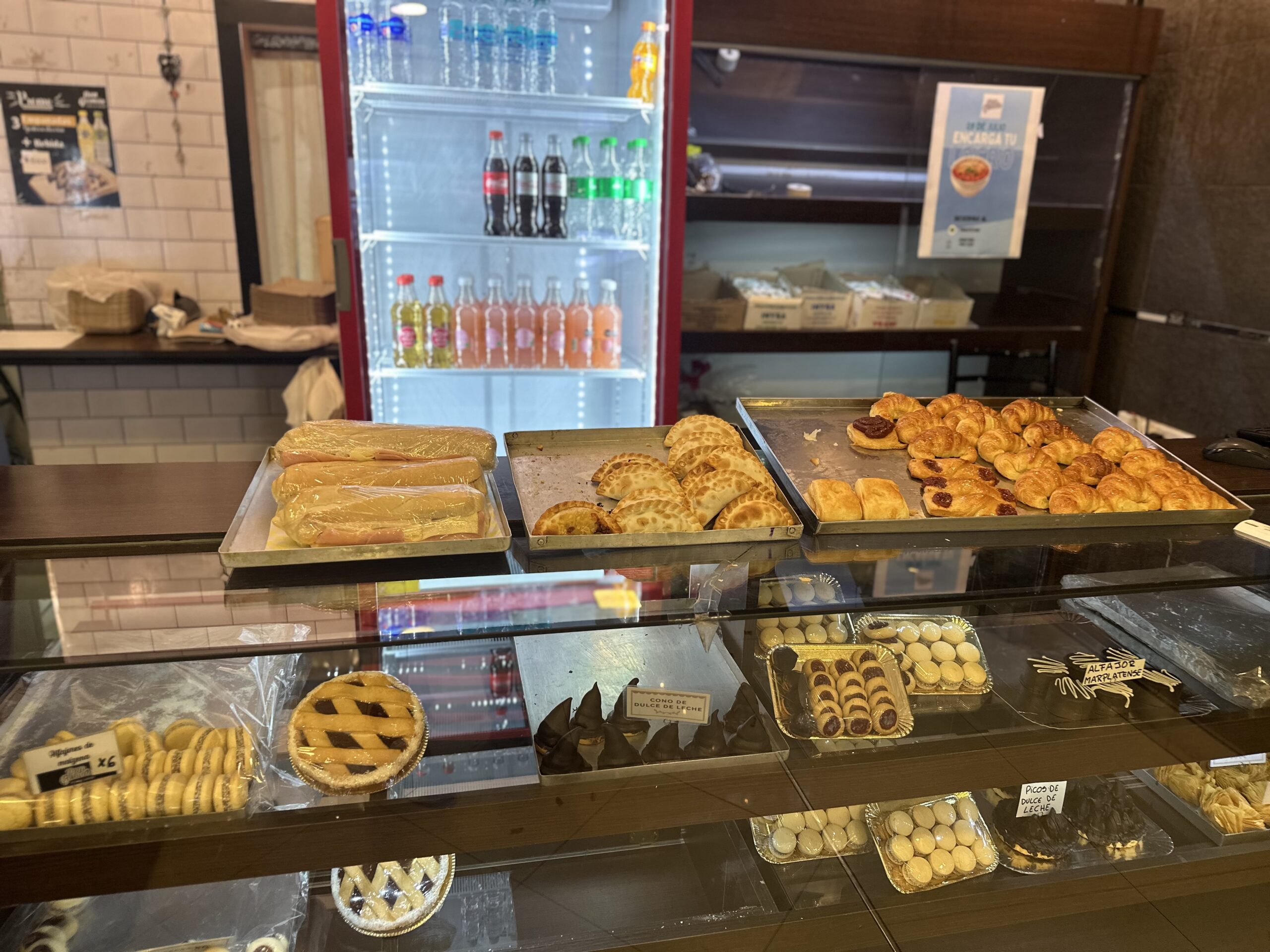 CASA DE EMPANADAS PIZZA PASTELERIA