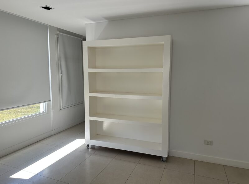 MOBILIARIO CASA ZONA NORTE