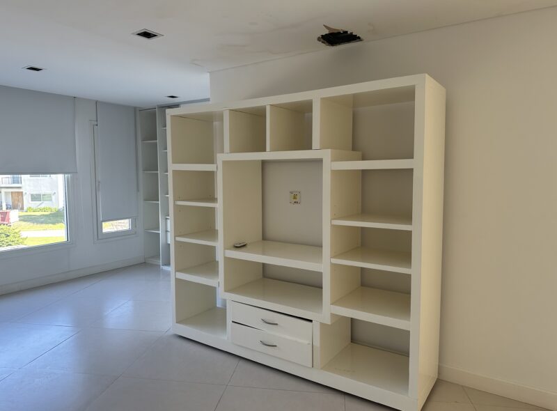 MOBILIARIO CASA ZONA NORTE