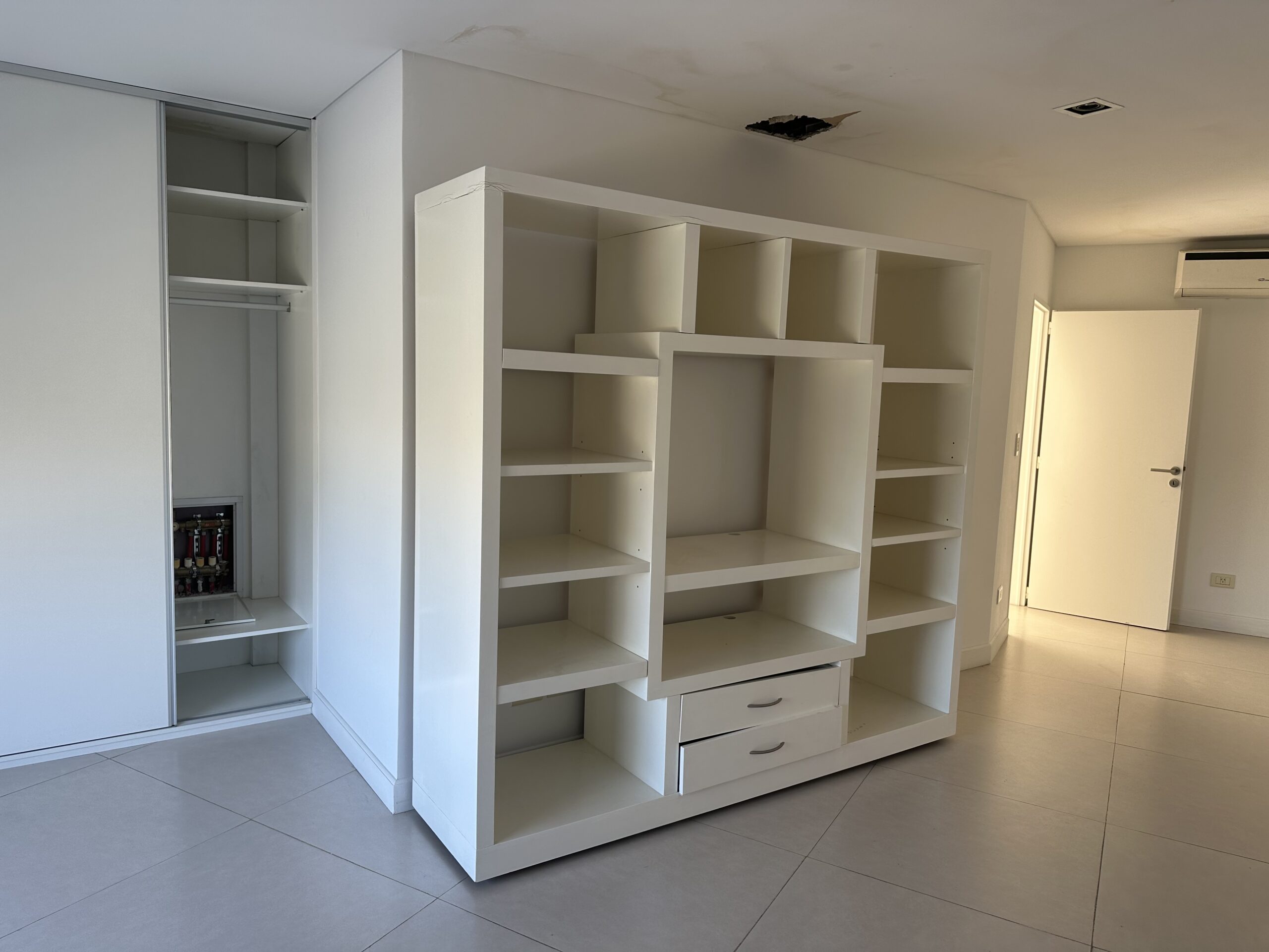 MOBILIARIO CASA ZONA NORTE