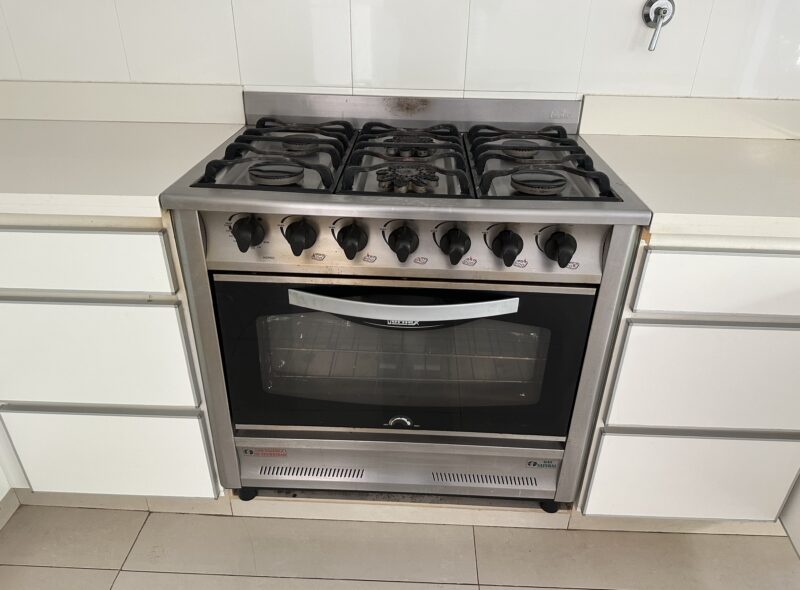 MOBILIARIO CASA ZONA NORTE