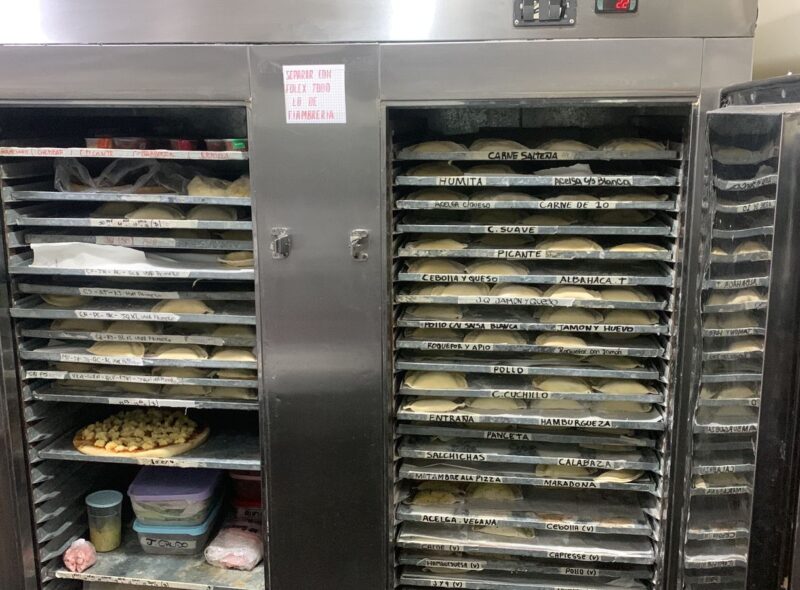 CASA DE EMPANADAS PIZZA Y HELADOS