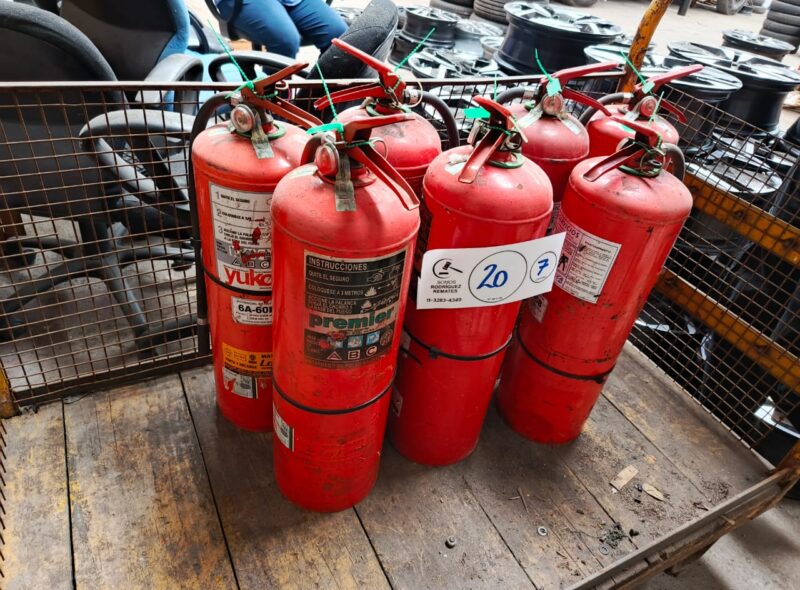 ELECTRODOMÉSTICOS OULET Y VARIOS