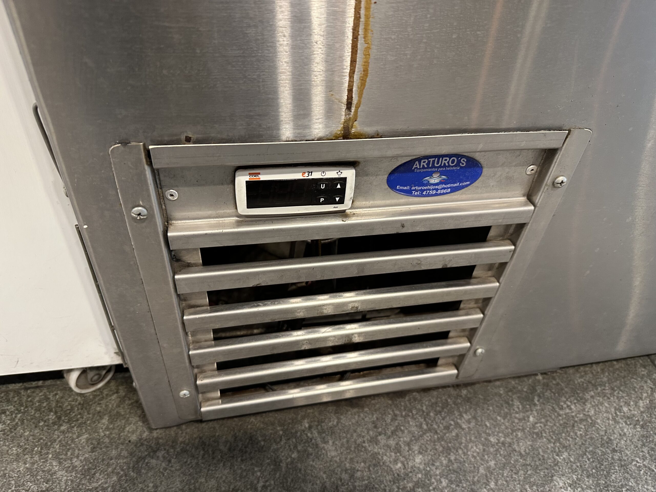 HELADERÍA CAFETERÍA