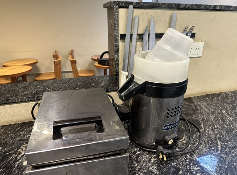 HELADERÍA CAFETERÍA