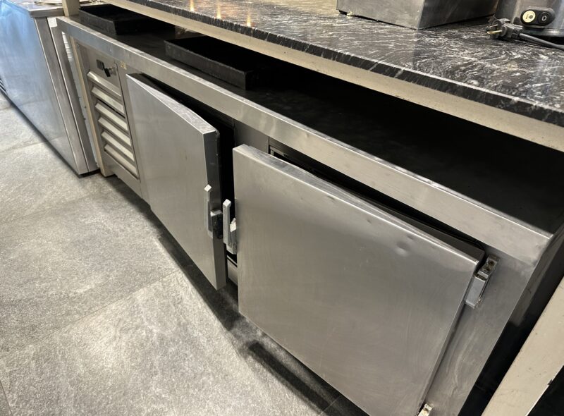 HELADERÍA CAFETERÍA