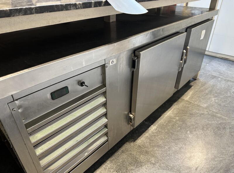 HELADERÍA CAFETERÍA