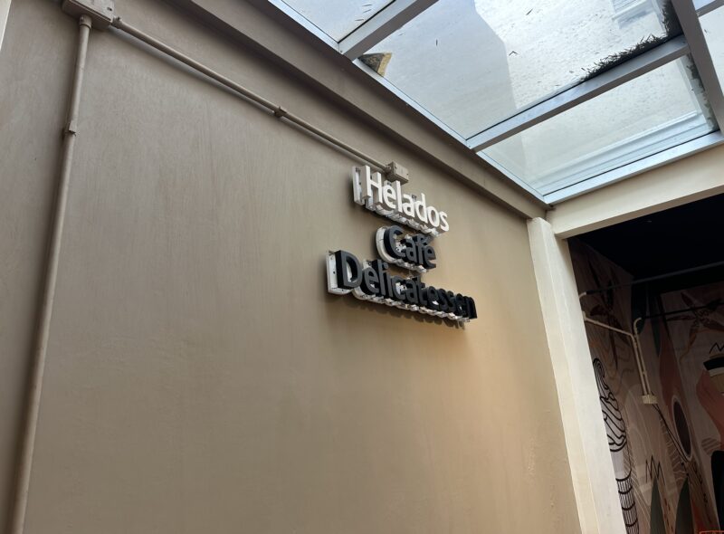 HELADERÍA CAFETERÍA