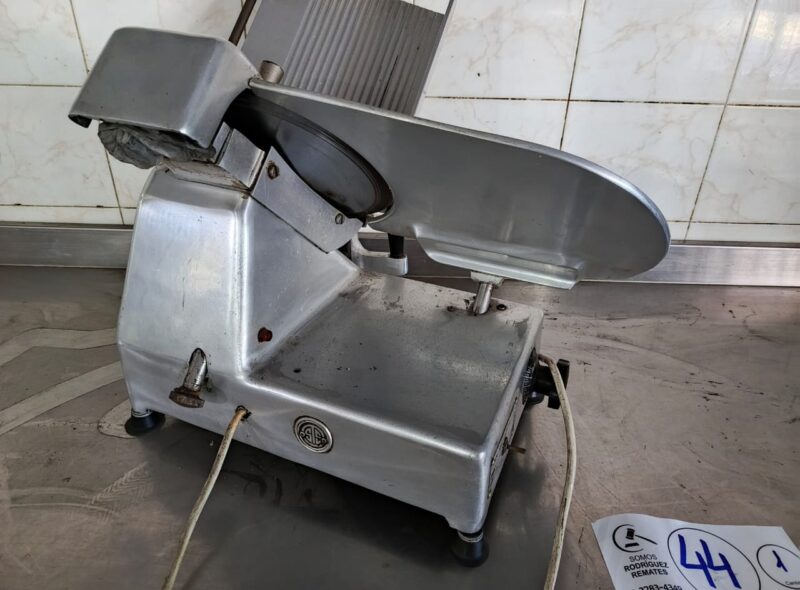 AUTOSERVICIO CARNICERIA GRANJA