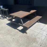 CERVECERÍA HAMBURGUESERÍA