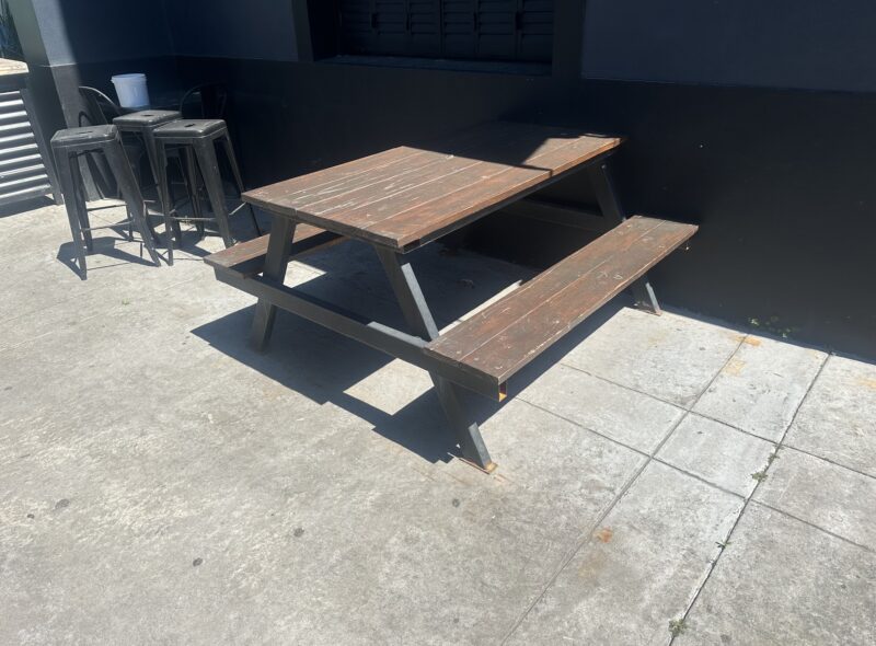 CERVECERÍA HAMBURGUESERÍA