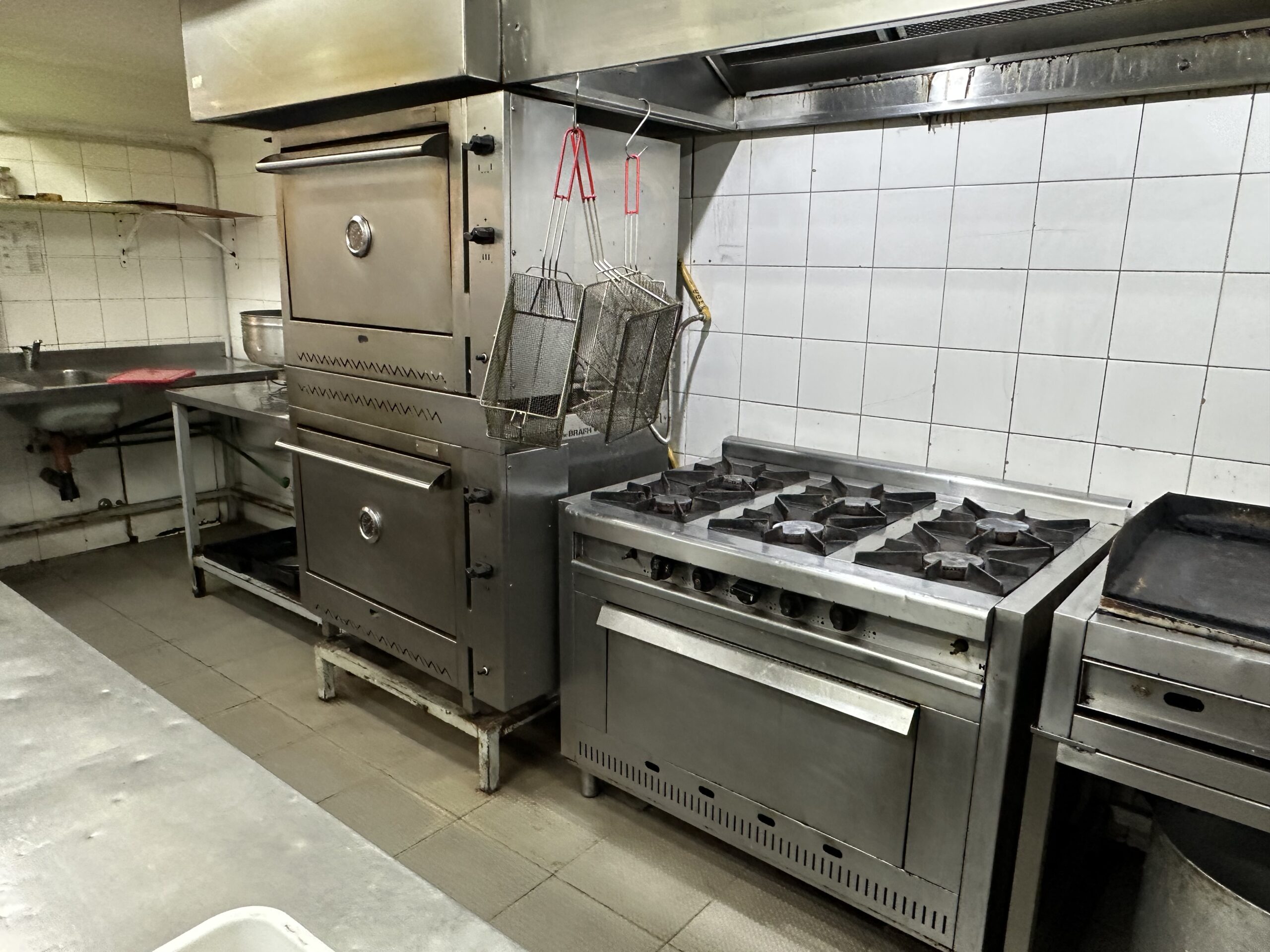 CERVECERÍA HAMBURGUESERÍA