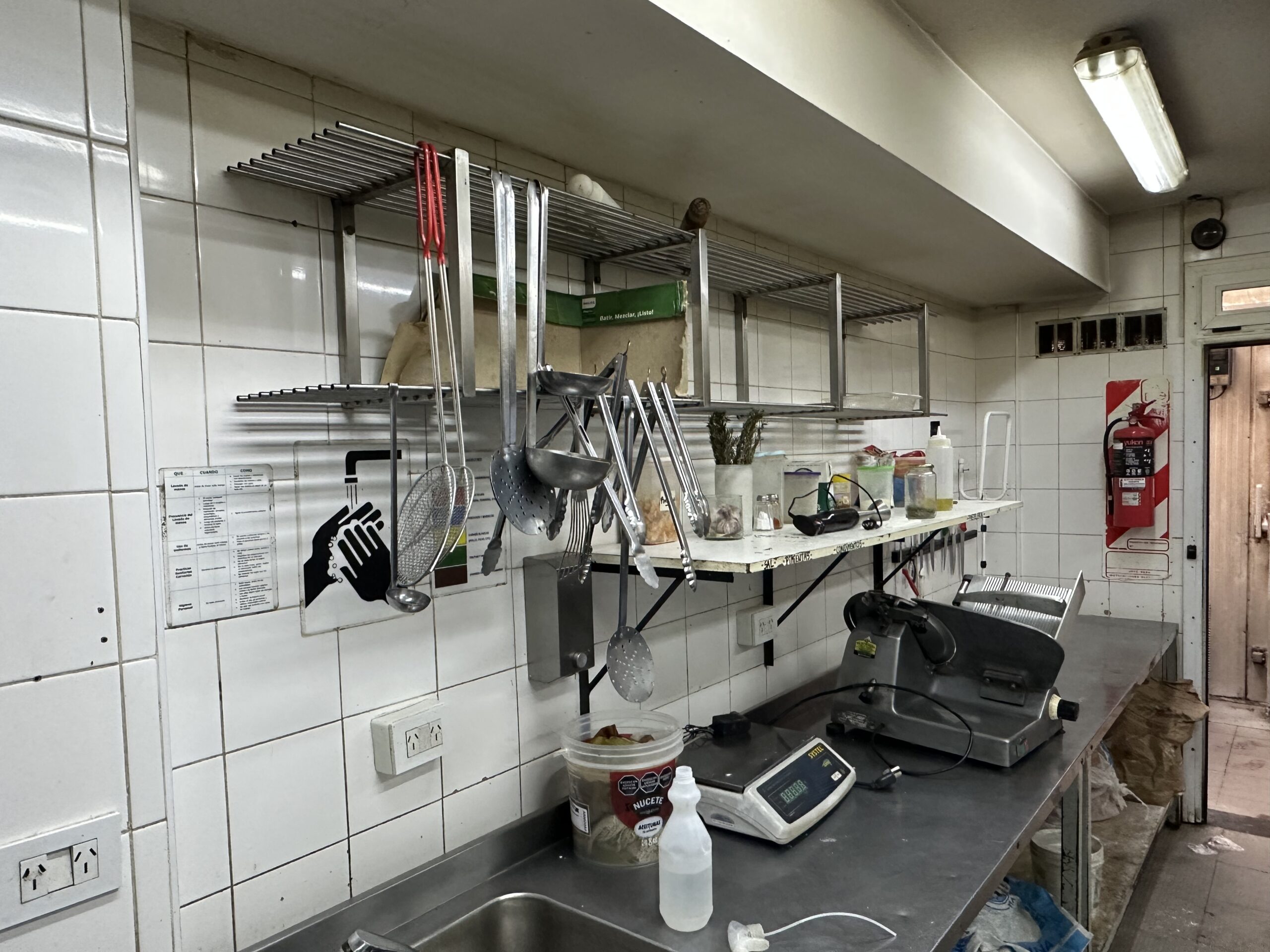 CERVECERÍA HAMBURGUESERÍA