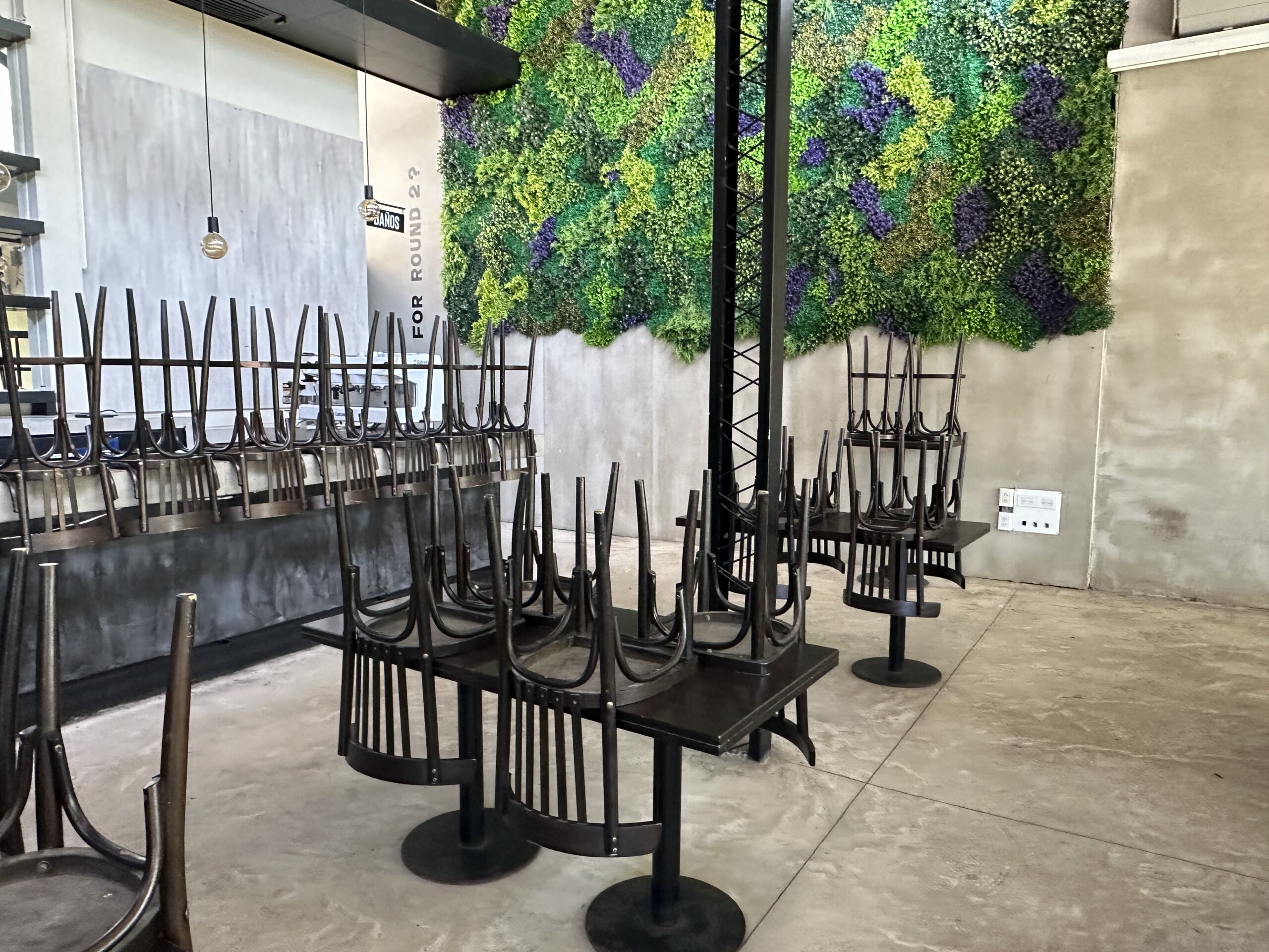 CERVECERÍA HAMBURGUESERÍA