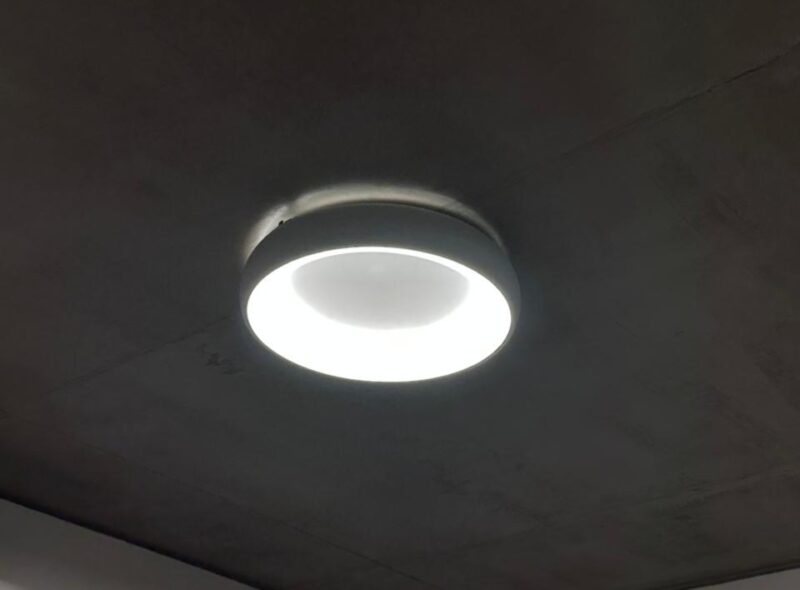 MOBILIARIO DE DEPARTAMENTO DE PRIMERÍSIMO NIVEL