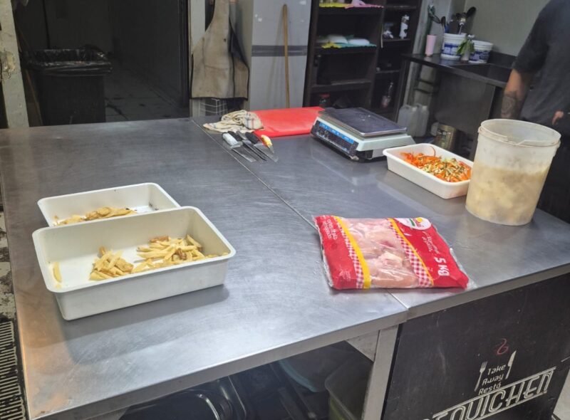 TAKE AWAY COMIDAS RAPIDAS