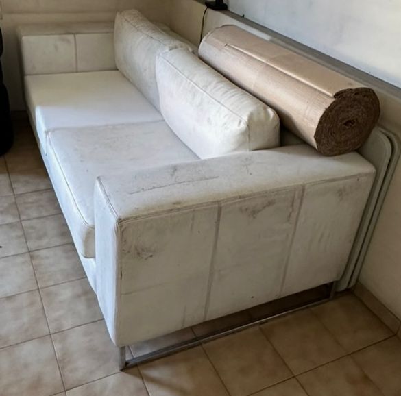 MOBILIARIO DE DEPARTAMENTO DE PRIMERÍSIMO NIVEL