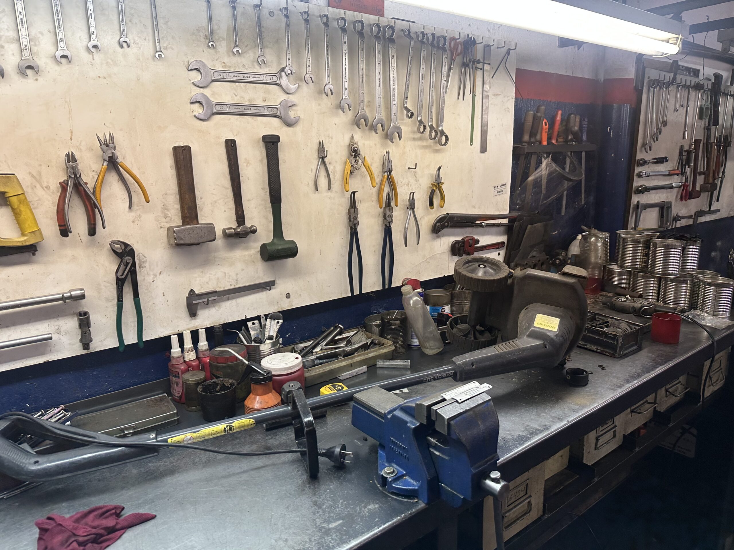 TALLER DE REPARACION HIDRAULICA