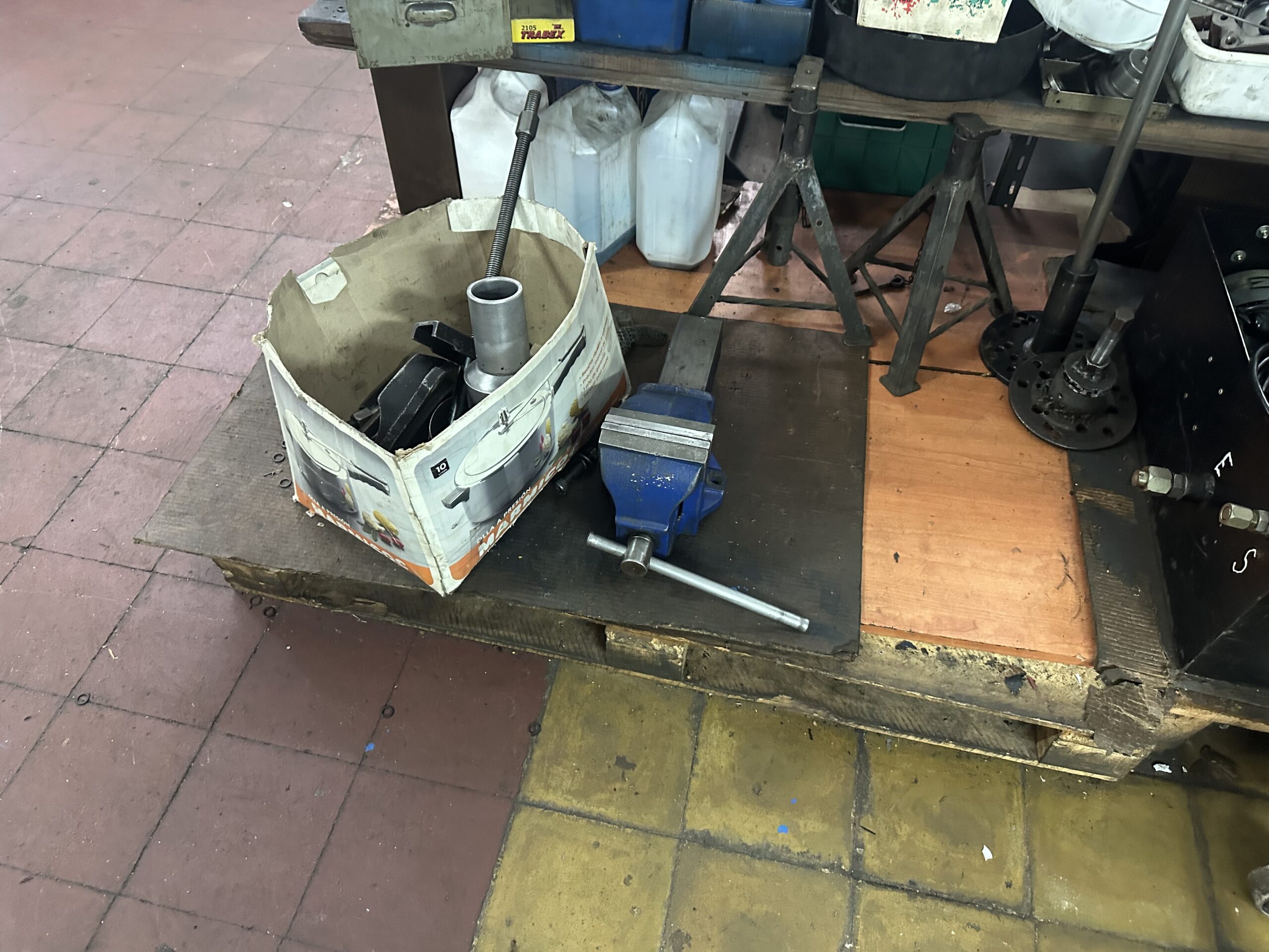 TALLER DE REPARACION HIDRAULICA