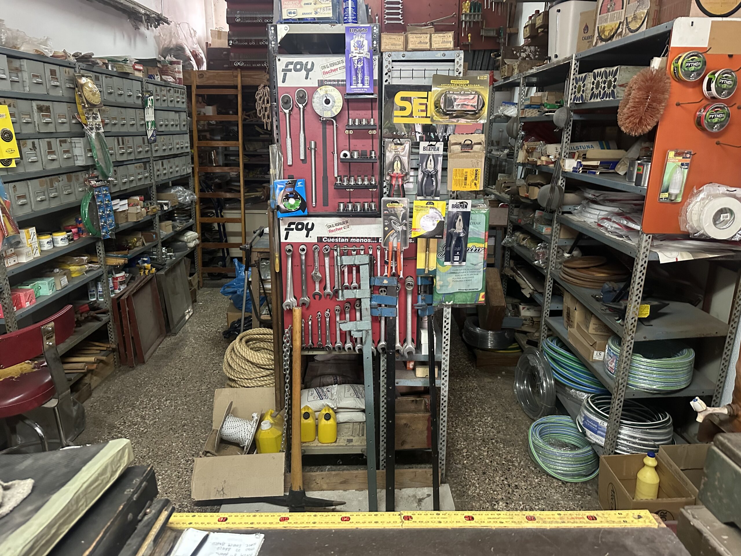 FERRETERÍA