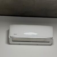 MOBILIARIO DE DEPARTAMENTO DE PRIMERÍSIMO NIVEL