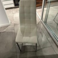 MOBILIARIO DE DEPARTAMENTO DE PRIMERÍSIMO NIVEL