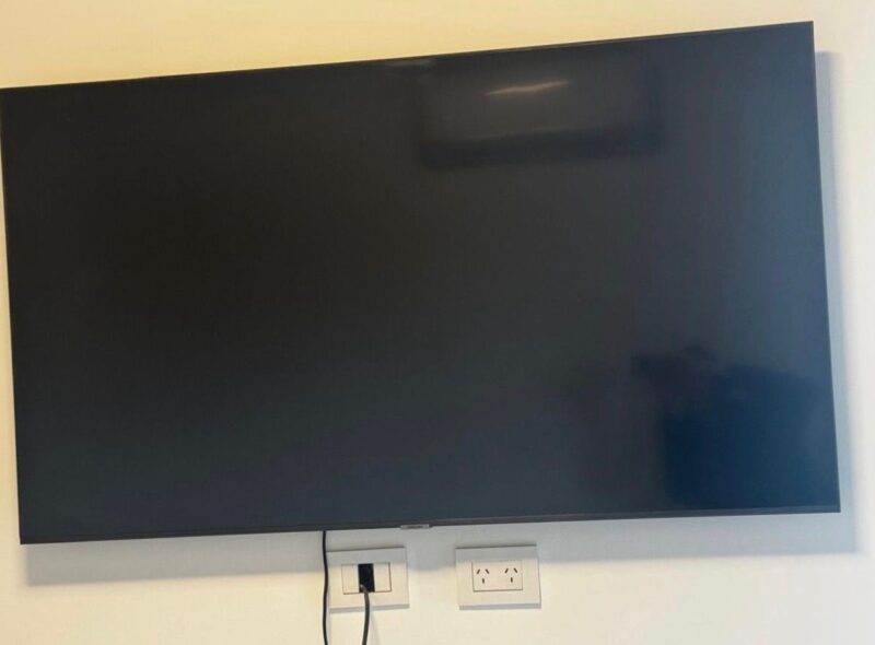 MOBILIARIO DE DEPARTAMENTO DE PRIMERÍSIMO NIVEL