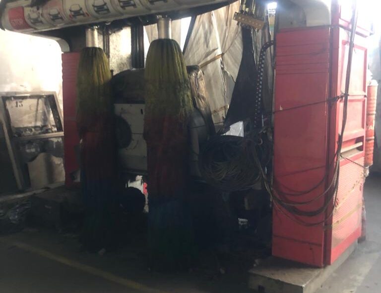 MAQUINA DE LAVADO AUTOMOTRIZ AUTOMATICA