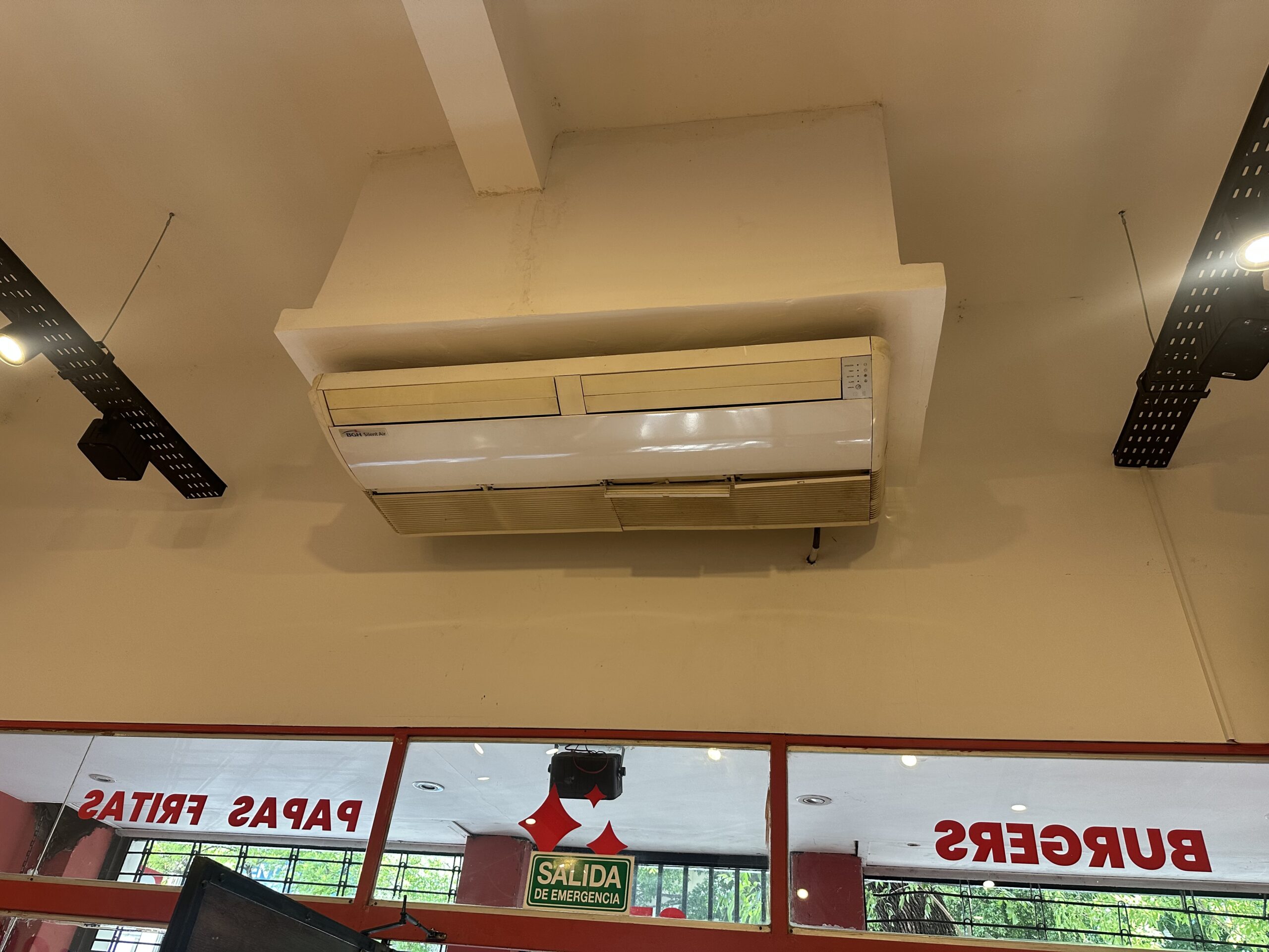 HAMBURGUESERÍA RESTO