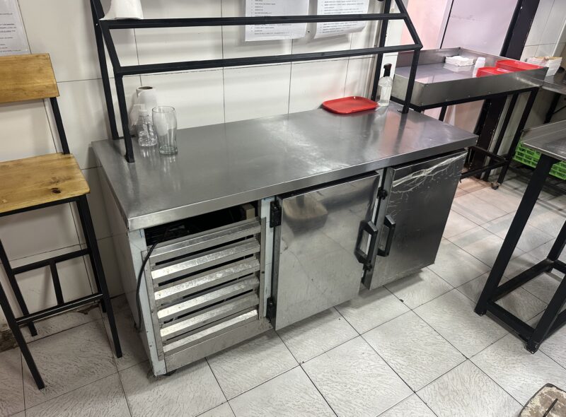 HAMBURGUESERÍA RESTO